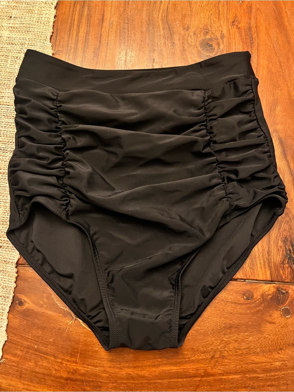 RELLECIGA Black High-Waist Ruched Swim Bottom